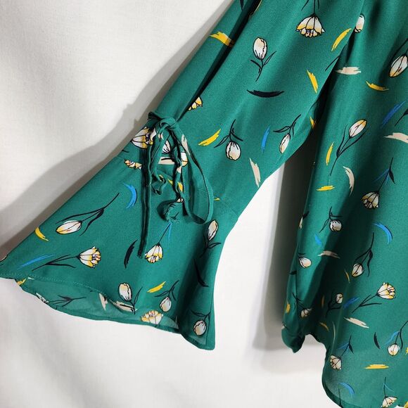 41 Hawthorn Womens Blouse Small Trina Bell Tie 3/4 Sleeve Green Floral V Neck - Picture 6 of 12